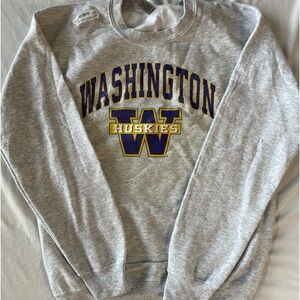 Women’s WSU crewneck